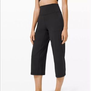 Lululemon Align Super-High Rise Wide Leg Crop